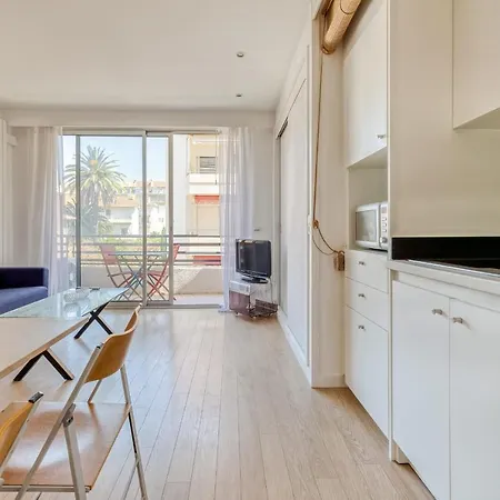 Nice Bright Apt Near The Croisette *